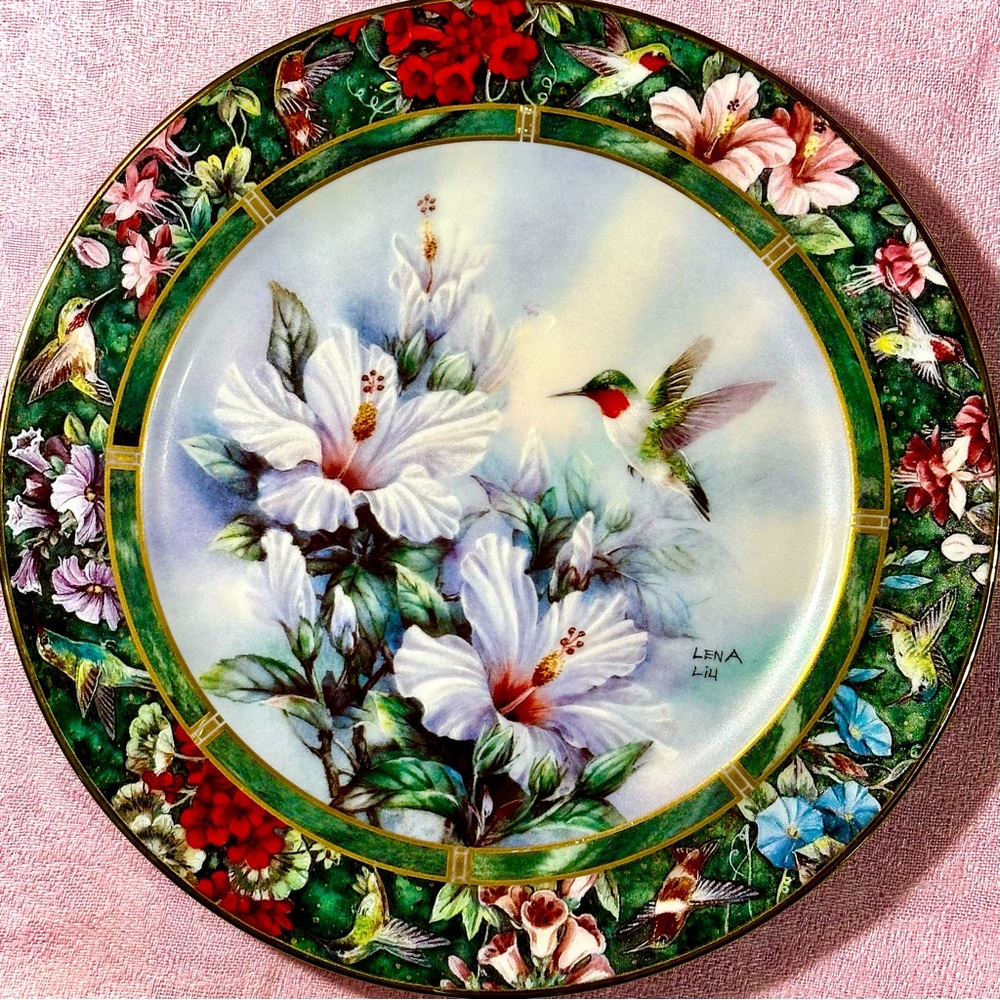 LENA LIU ‘RUBY THROATED HUMMINGBIRD’ COLLECTOR’S PORCELAIN PLATE — First Issue